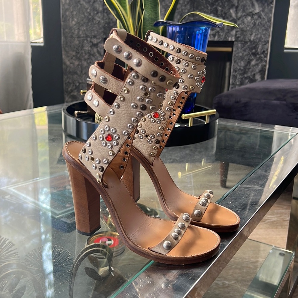 Authentic Isabel Marant Jaeryn Studded Ivory/Tan Heels. Size 38